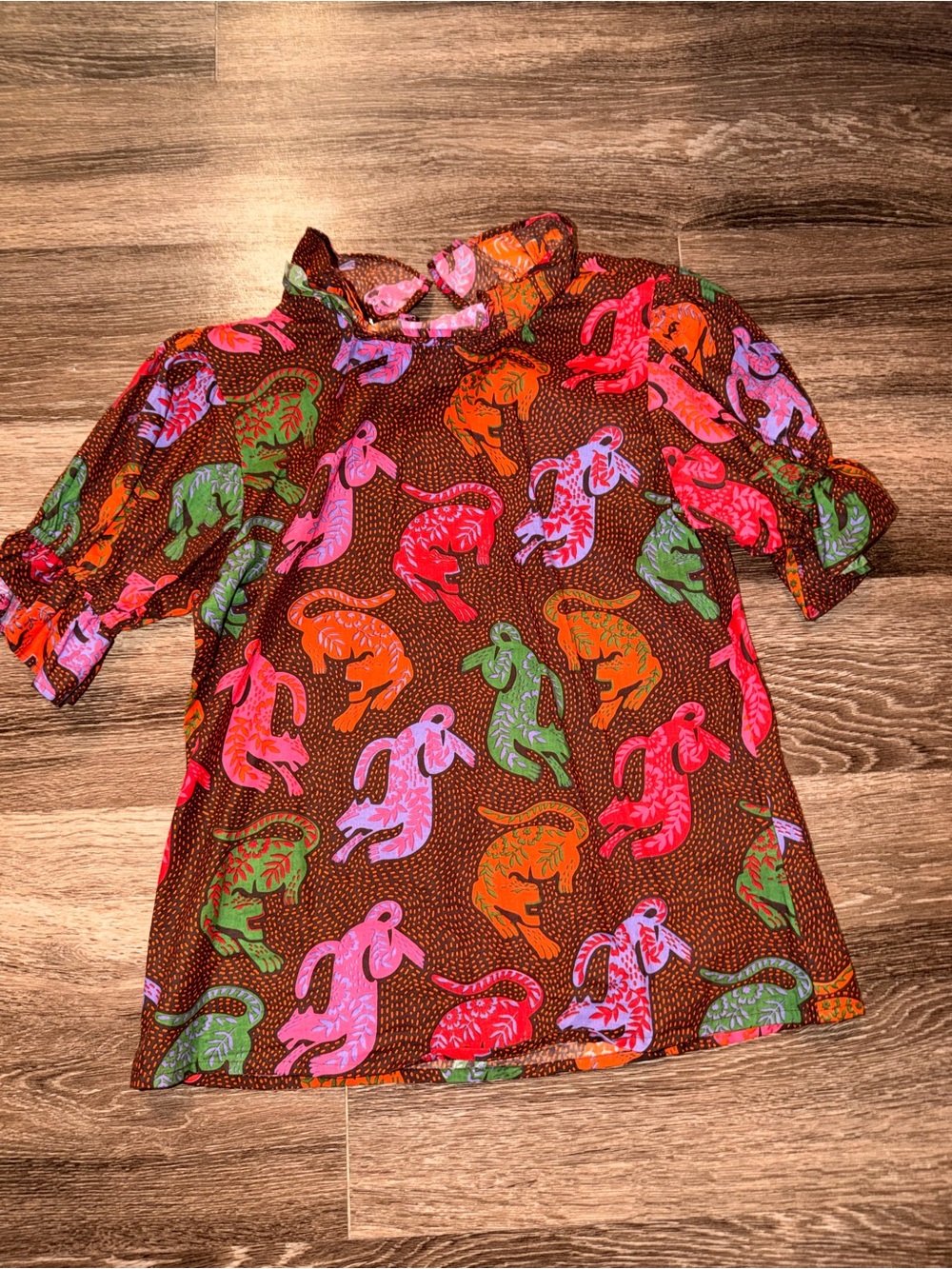 Girls' Brown Puff-Sleeve Top with Colorful Animal Print